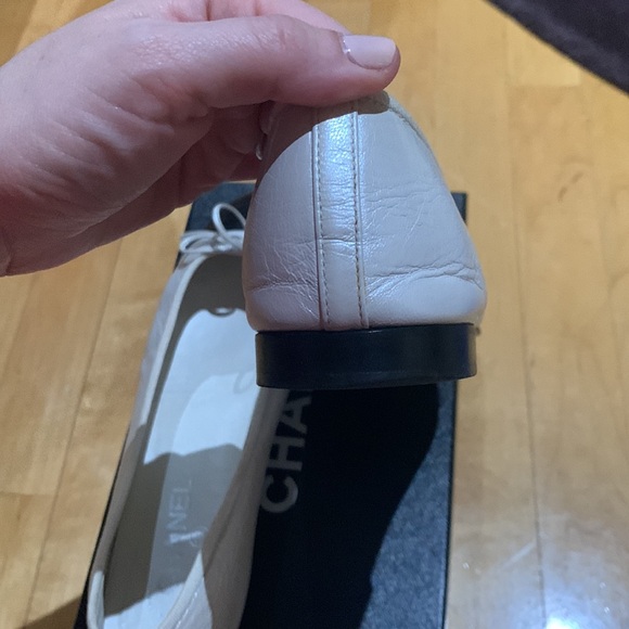 WOMENS CHANEL SIZE 41 BLACK AND WHITE LEATHER BALLET FLATS IN BOX - Picture 10 of 14